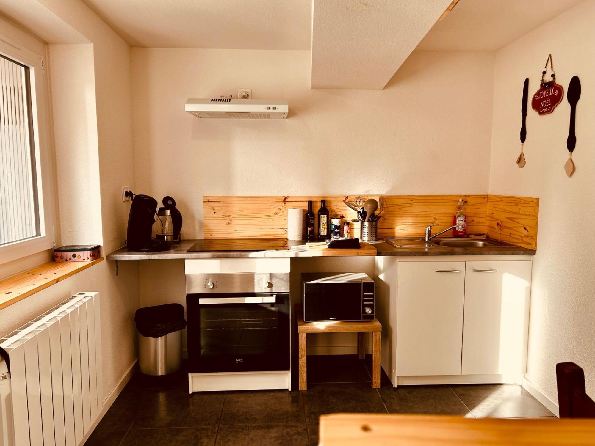 La Cave aux Lumières, vivez la Côte Roannaise ! Apartamento Renaison Exterior foto